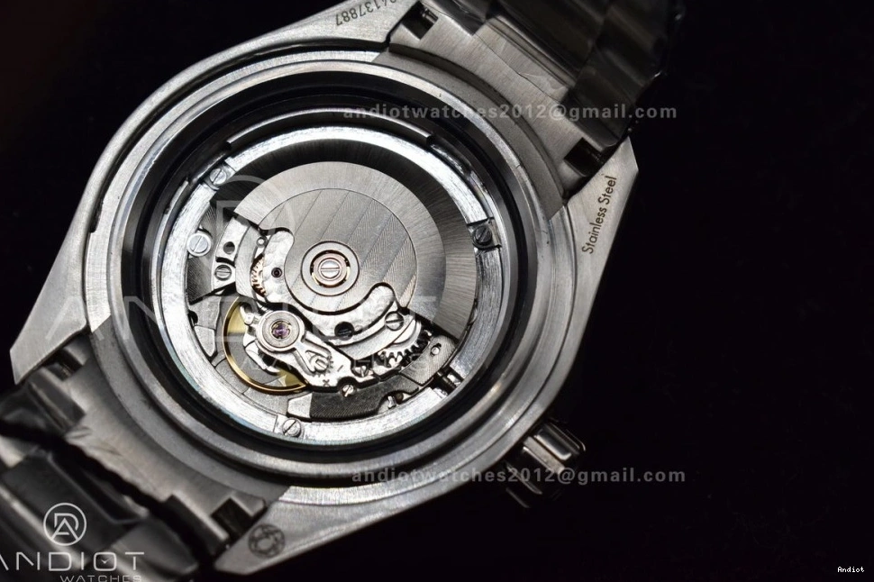 A2824 Seamaster Bracelet Blue Best 1:1 White 6000M Dial Ceramic SS SS TF Deep Ultra Edition on Bezel 0105